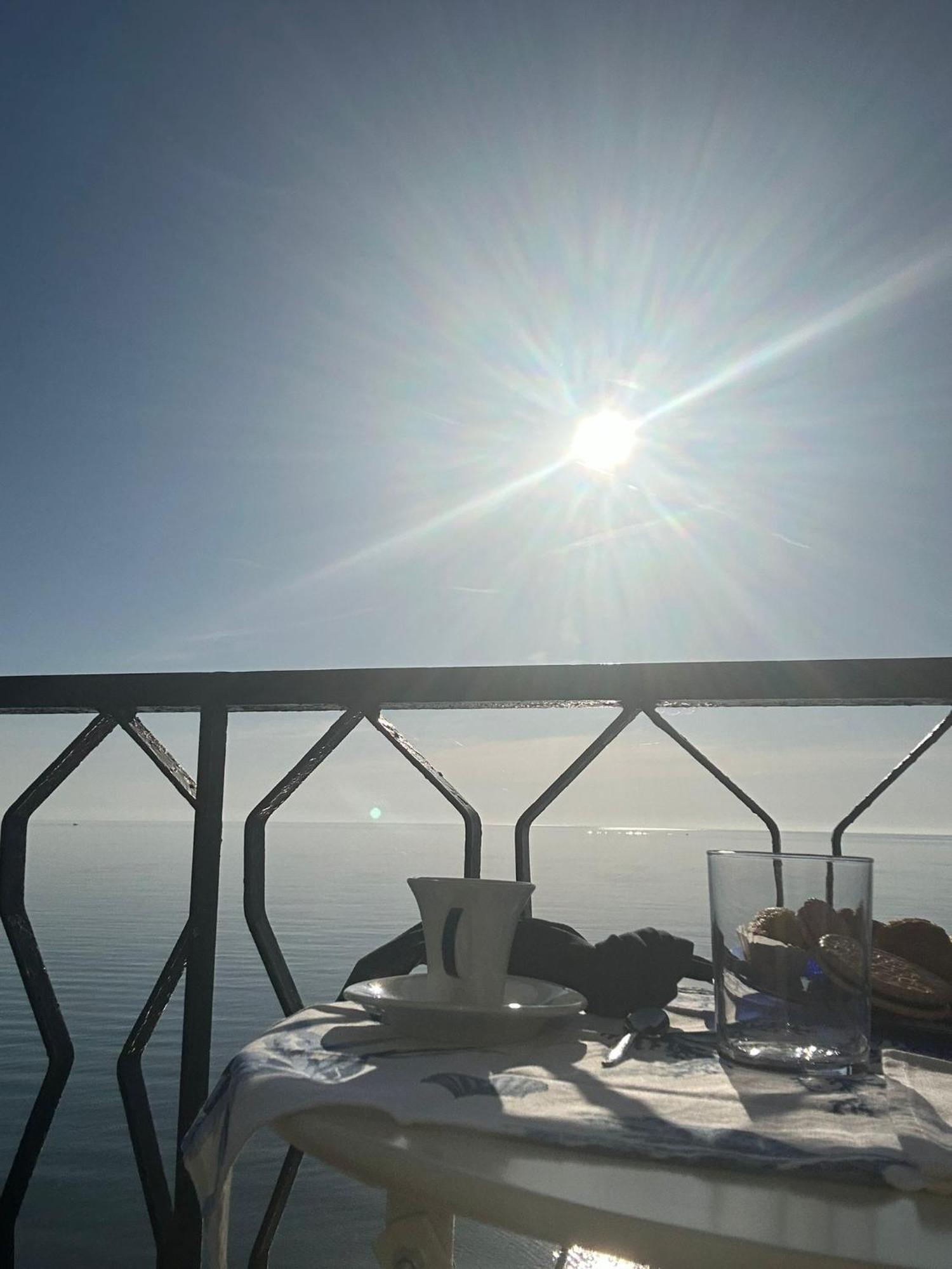 "Maison Mare" Fronte Spiaggia Чериале Екстериор снимка